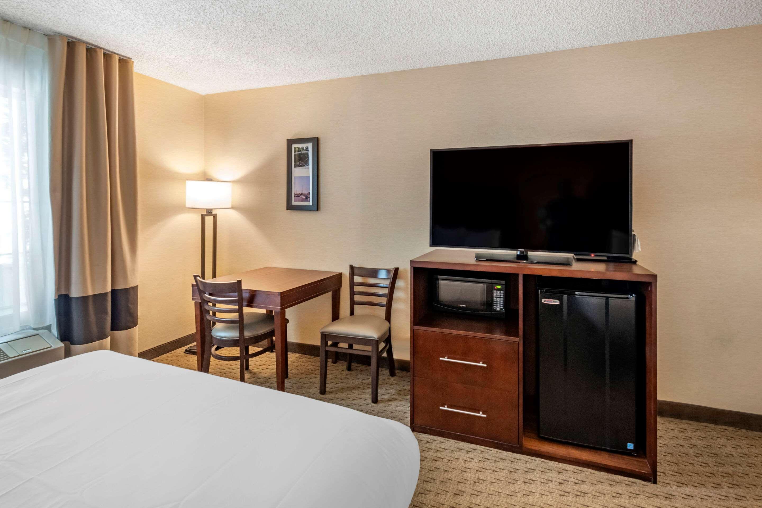 Comfort Inn Редвуд Сити Экстерьер фото